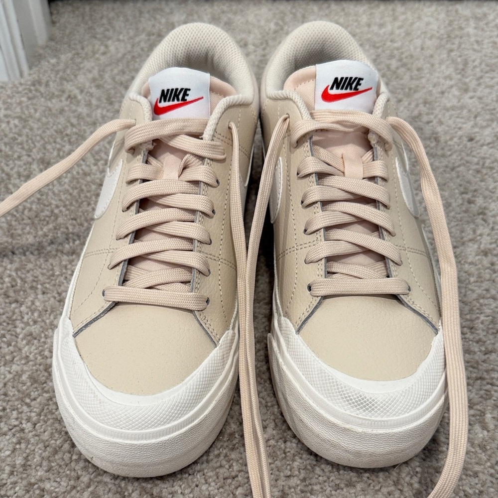 Nike Court Legacy sneakers